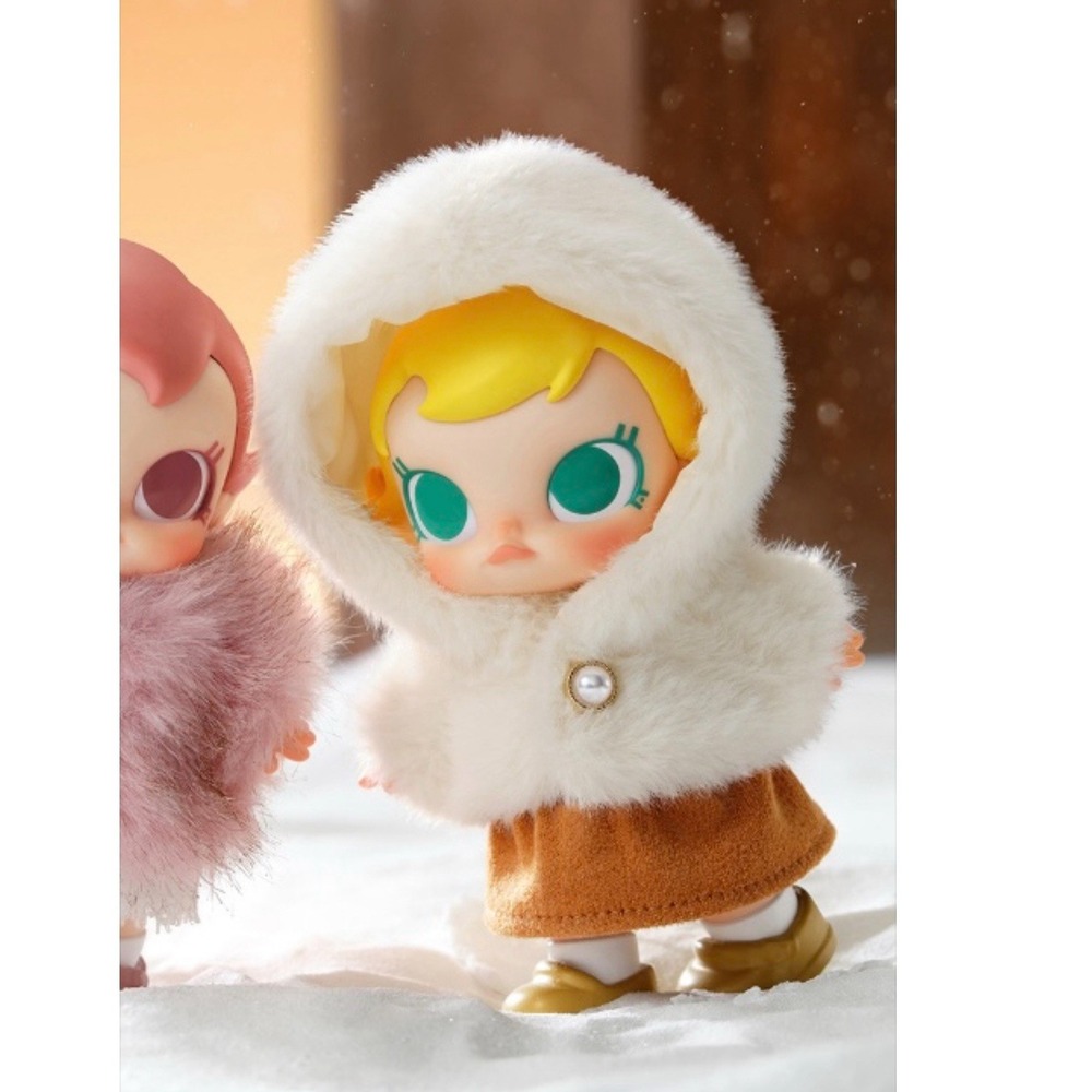 POP MART Baby Molly Winter Fit Check Series Pendant-Confirmed Cold Wind Blows